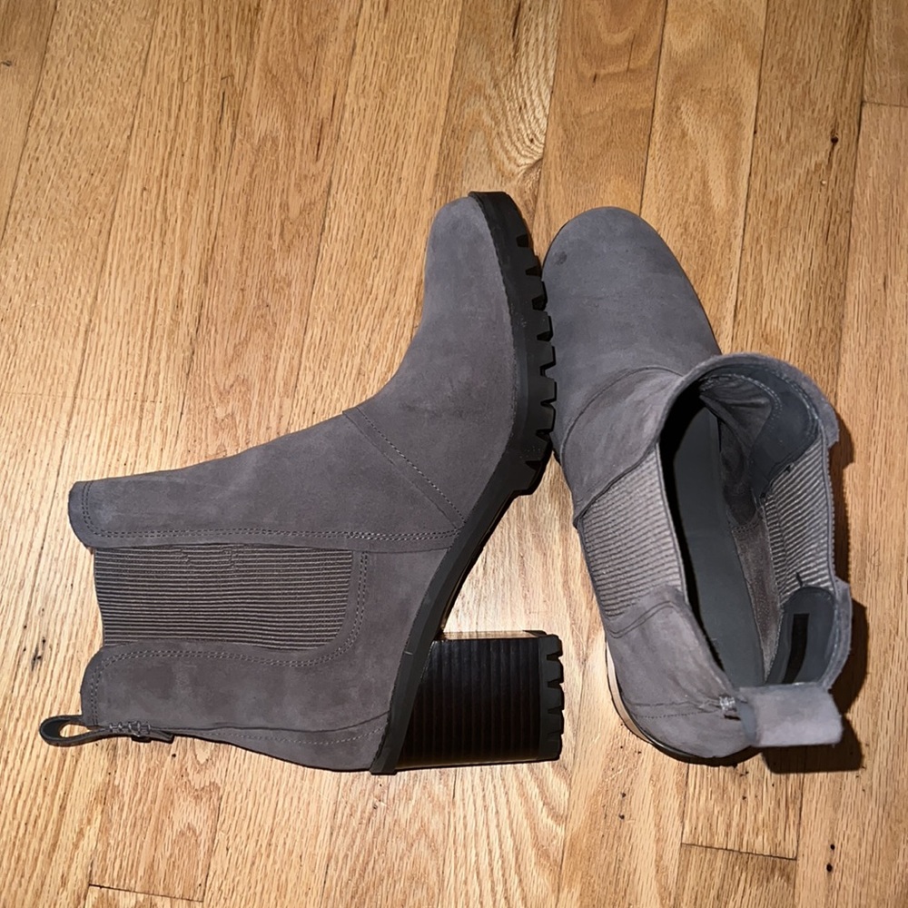 UGG Hazel Ankle Boot